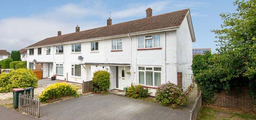 For Sale : Gainsborough Road, Tilgate, Crawley