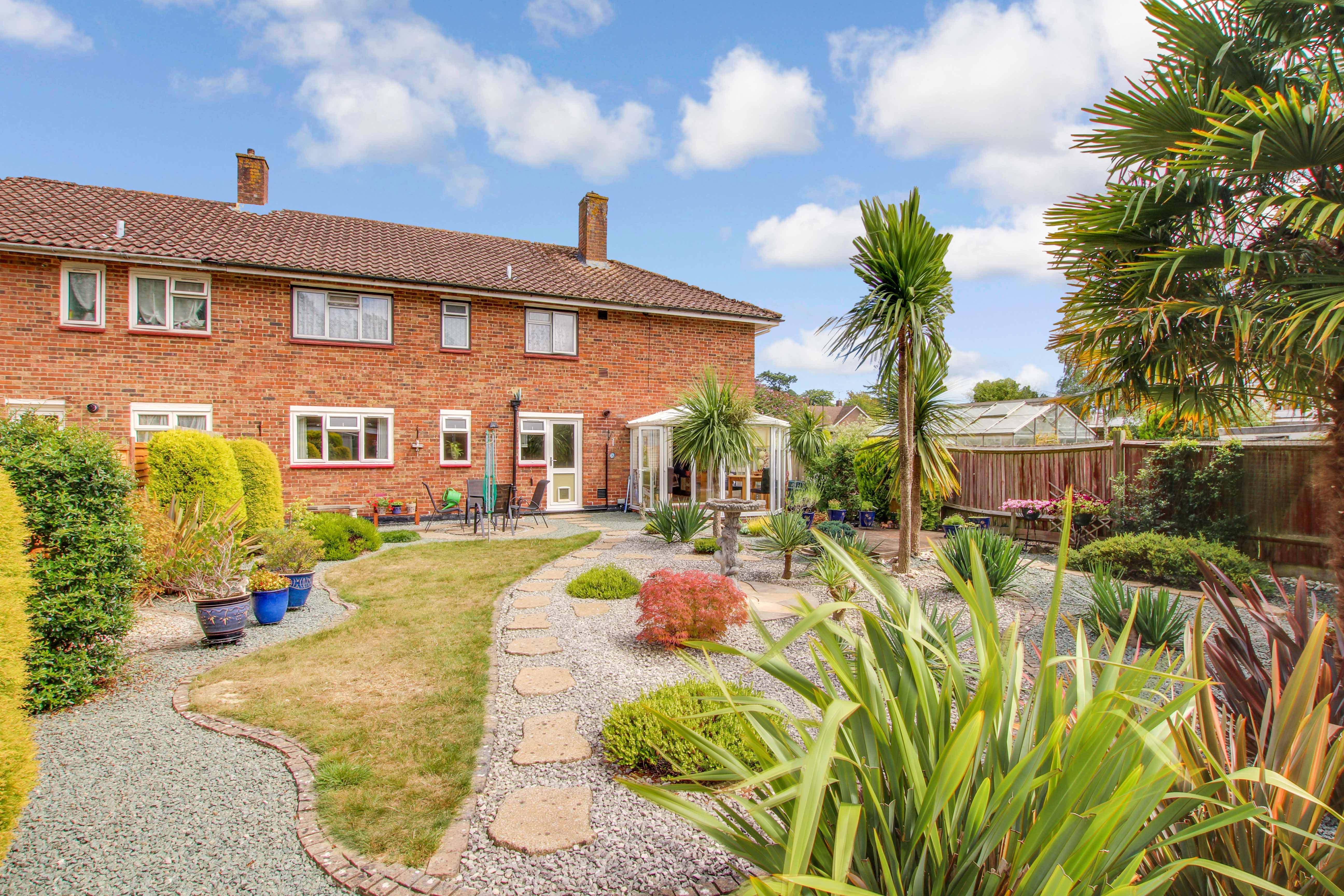 Lancing Close, Ifield, Crawley