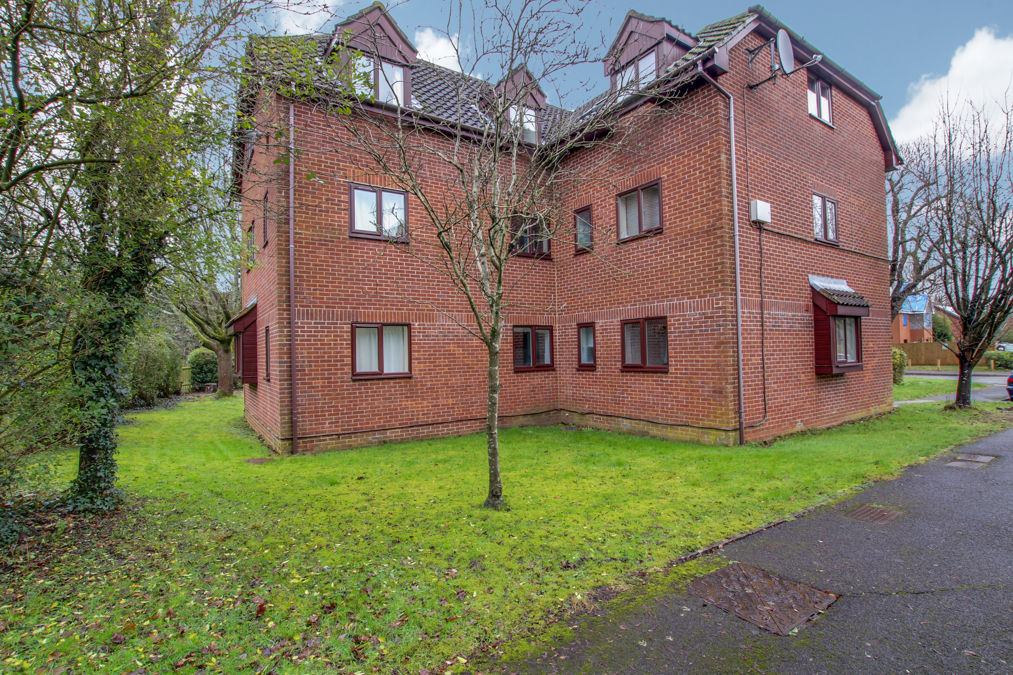 Black Swan, Pease Pottage, Crawley