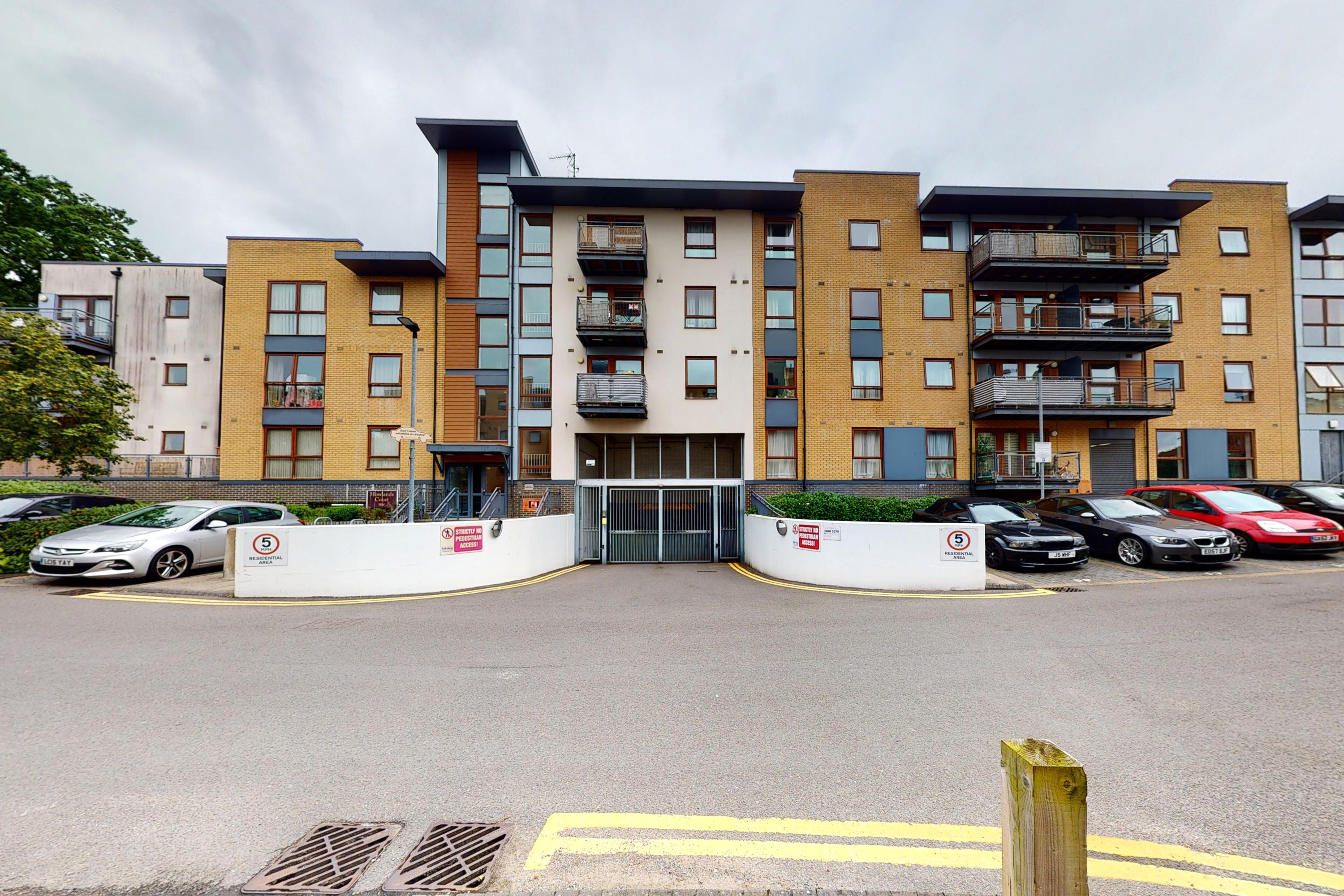 Three Bridges, Crawley